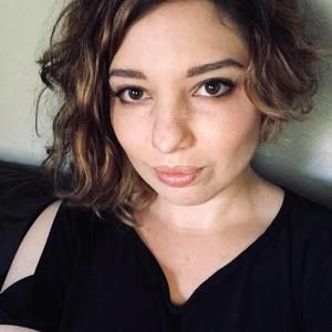 Meet your Posher, Alexandra